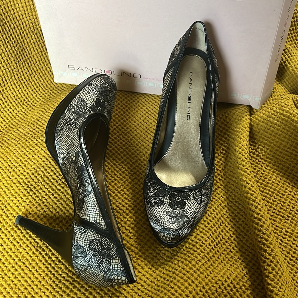 BANDOLINO Pumps Size 6 Black Beige Lace look